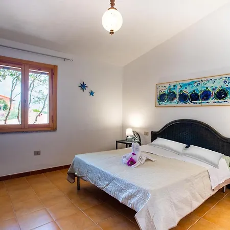 Dom wakacyjny Ginepro Ichnos House *